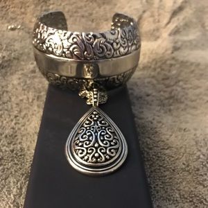 Lia Sophia Silver Cuff Bracelet & Necklace Set